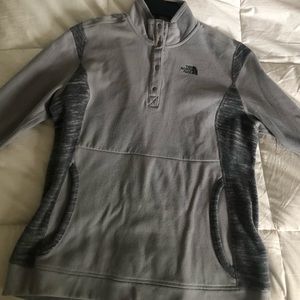 North Face quarter button up 5 FOR 25$